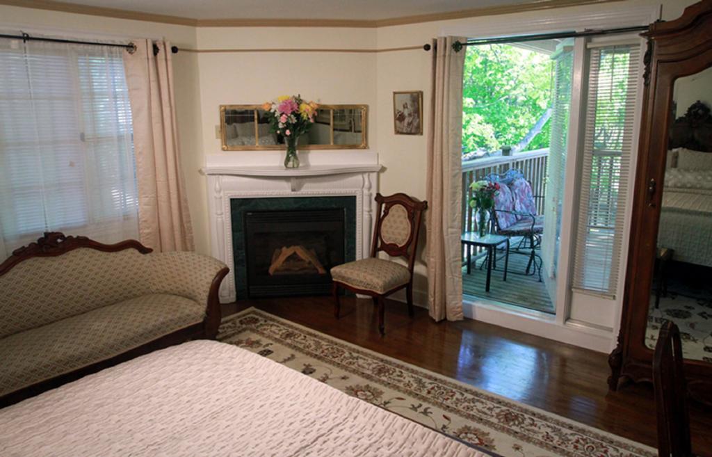 Ivy Manor Inn Village Center Μπαρ Χάρμπορ Εξωτερικό φωτογραφία